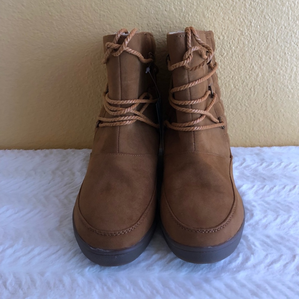 Brown Wedges
